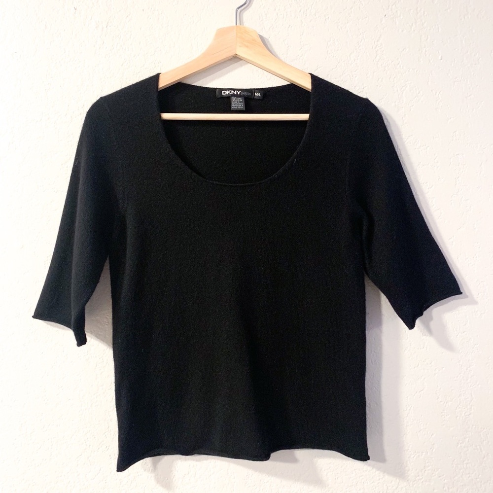 Vintage DKNY cashmere elbow length sleeved sweater